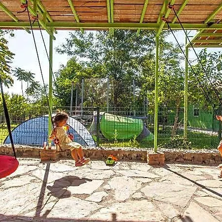 Hotel Otantik Tas Ev