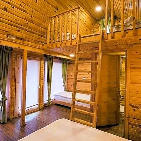 Hotel Otantik Tas Ev